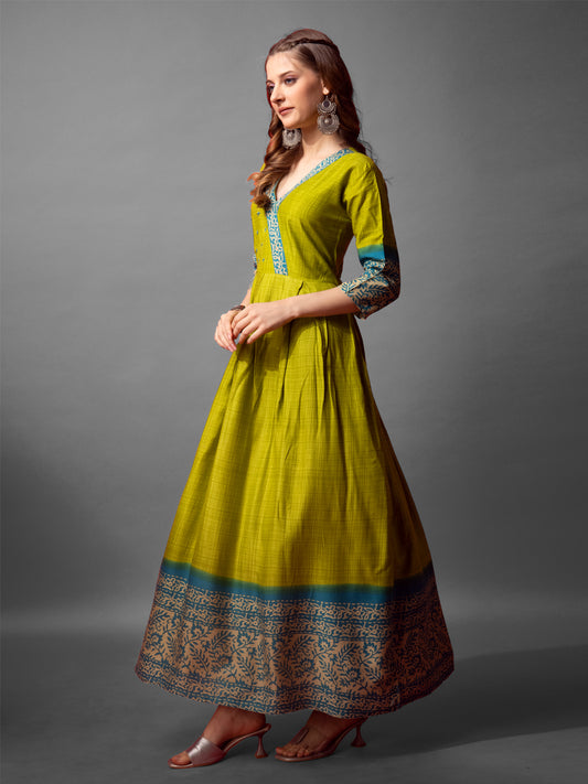 Dress Gown | Hand Embroidered | Naarikaa