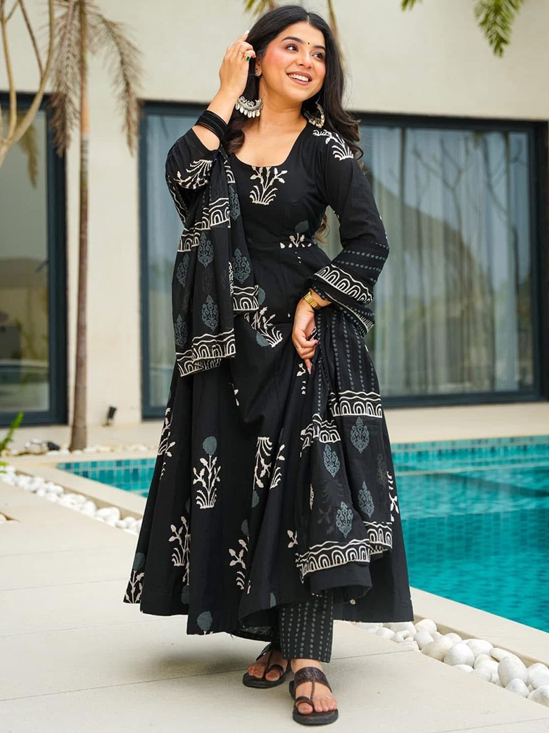 Dupatta Kurti Pant