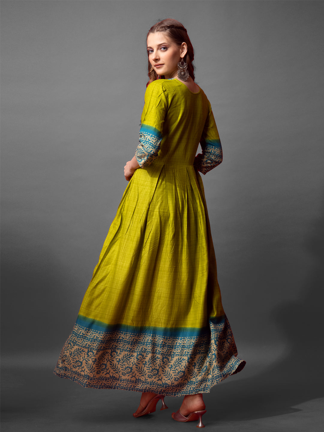 Dress Gown | Hand Embroidered | Naarikaa