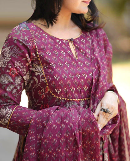 Dupatta Kurti Set