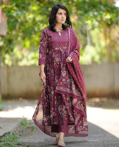 Dupatta Kurti Set