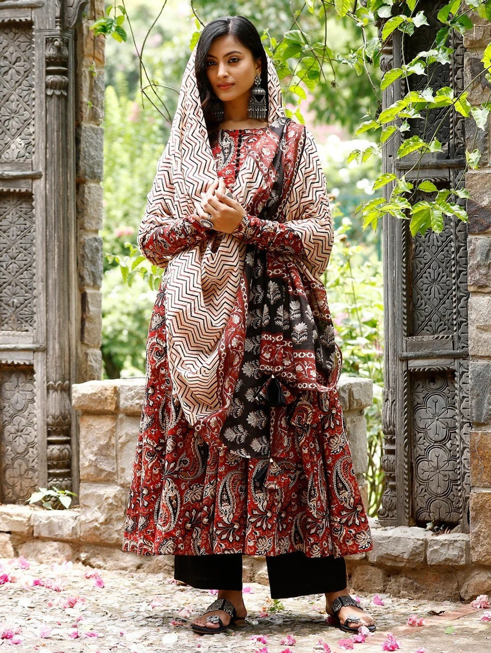 Dupatta Kurti Set