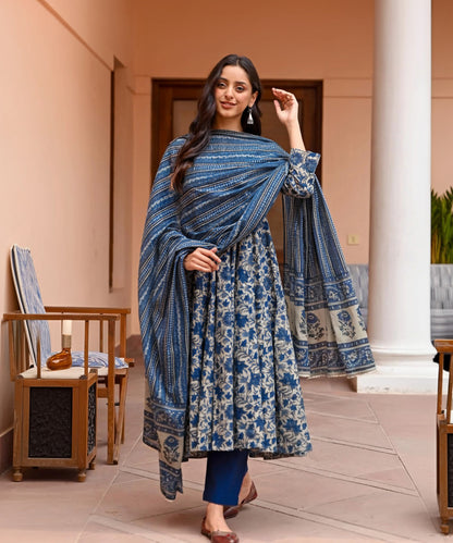 Dupatta Kurti Set