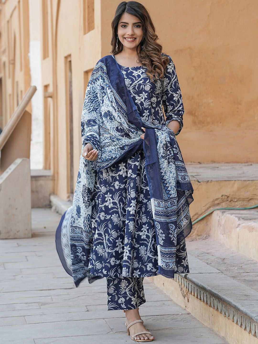 Dupatta Kurti Set