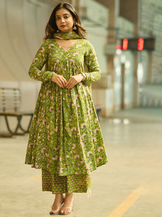 Dupatta Kurti Set